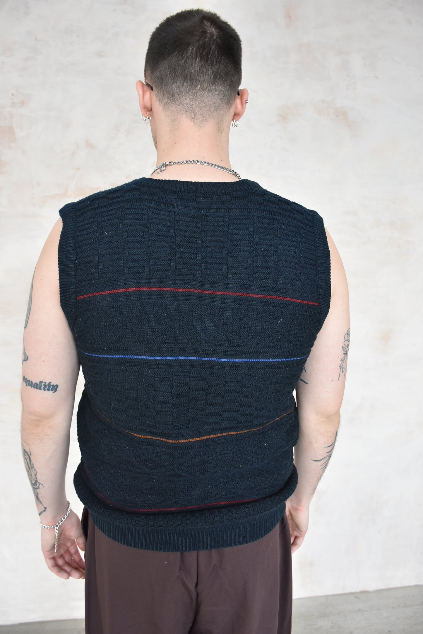 Vintage Knitwear V-neck in navy