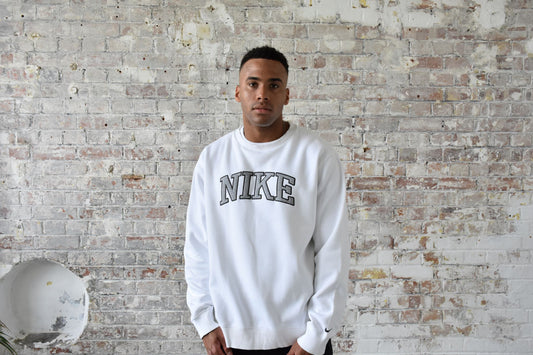 Vintage Nike Sweatshirt in White