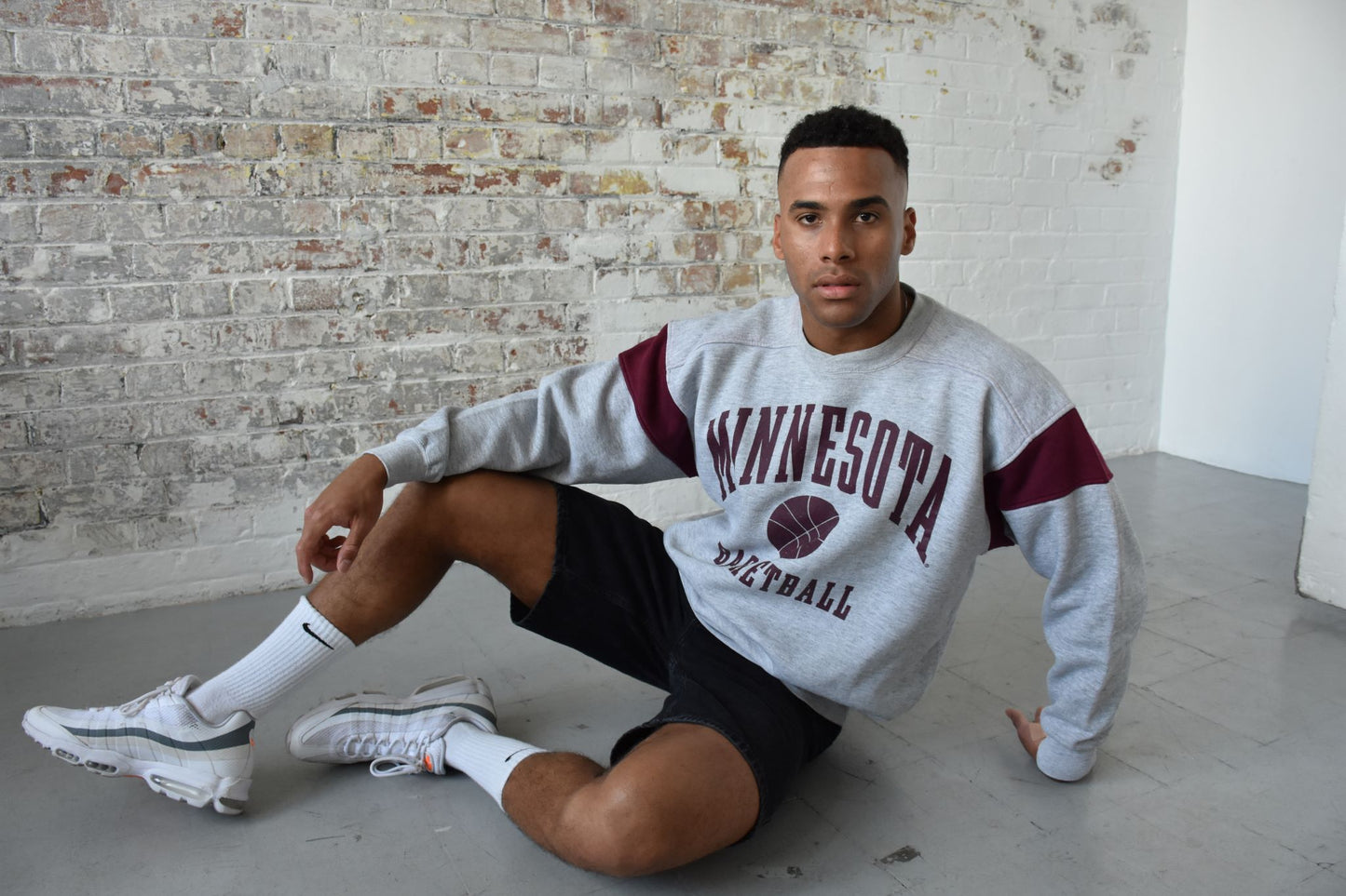 Vintage American Athletics Sweatshirt in Grey