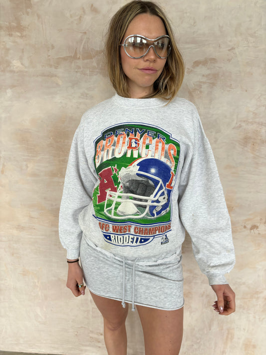 Vintage 90s NFL Sweatshirt
