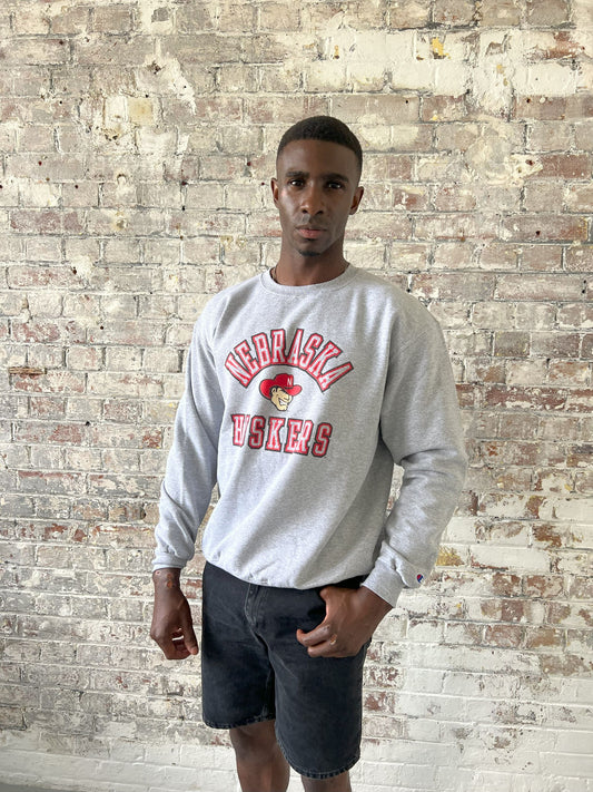 Vintage Champion Sweatshirt in Grey