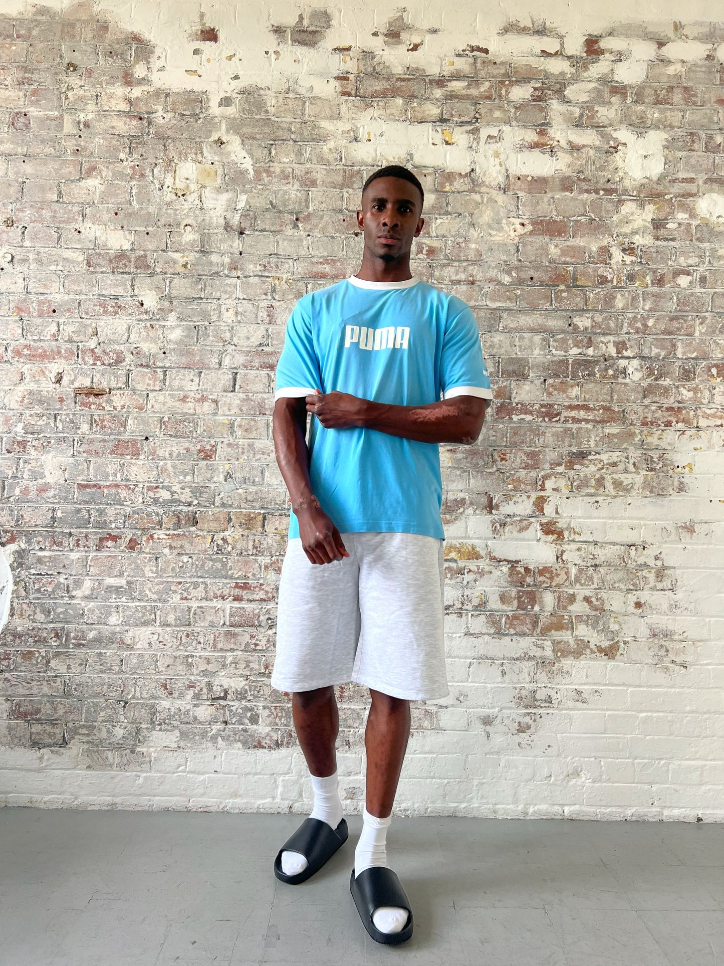 Vintage Puma T-shirt in baby blue